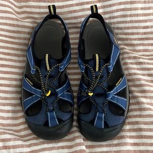 KEEN Newport Blue/Yellow Nylon Waterproof Sports Sandals sz 7